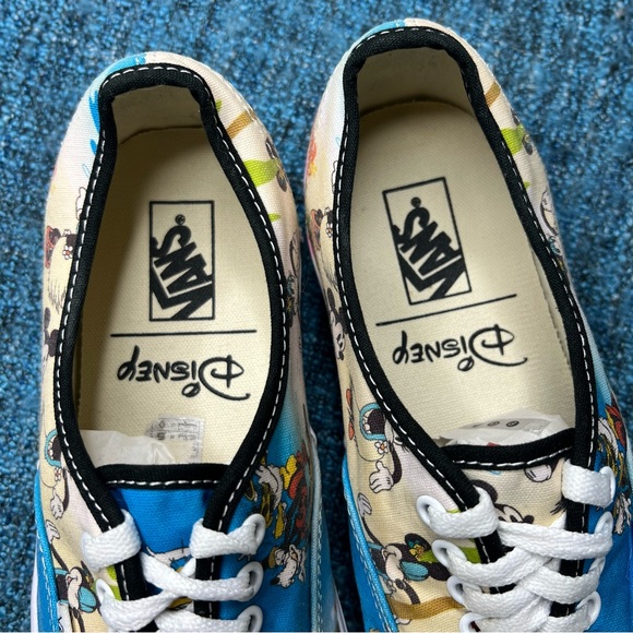 Vans x Disney Authentic Mickey Mouse Aloha Sneakers Limited Edition - Picture 3 of 8
